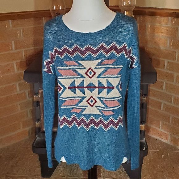 PINK ROSE Blue Sweater with Southwest Design Size L - Picture 1 of 3